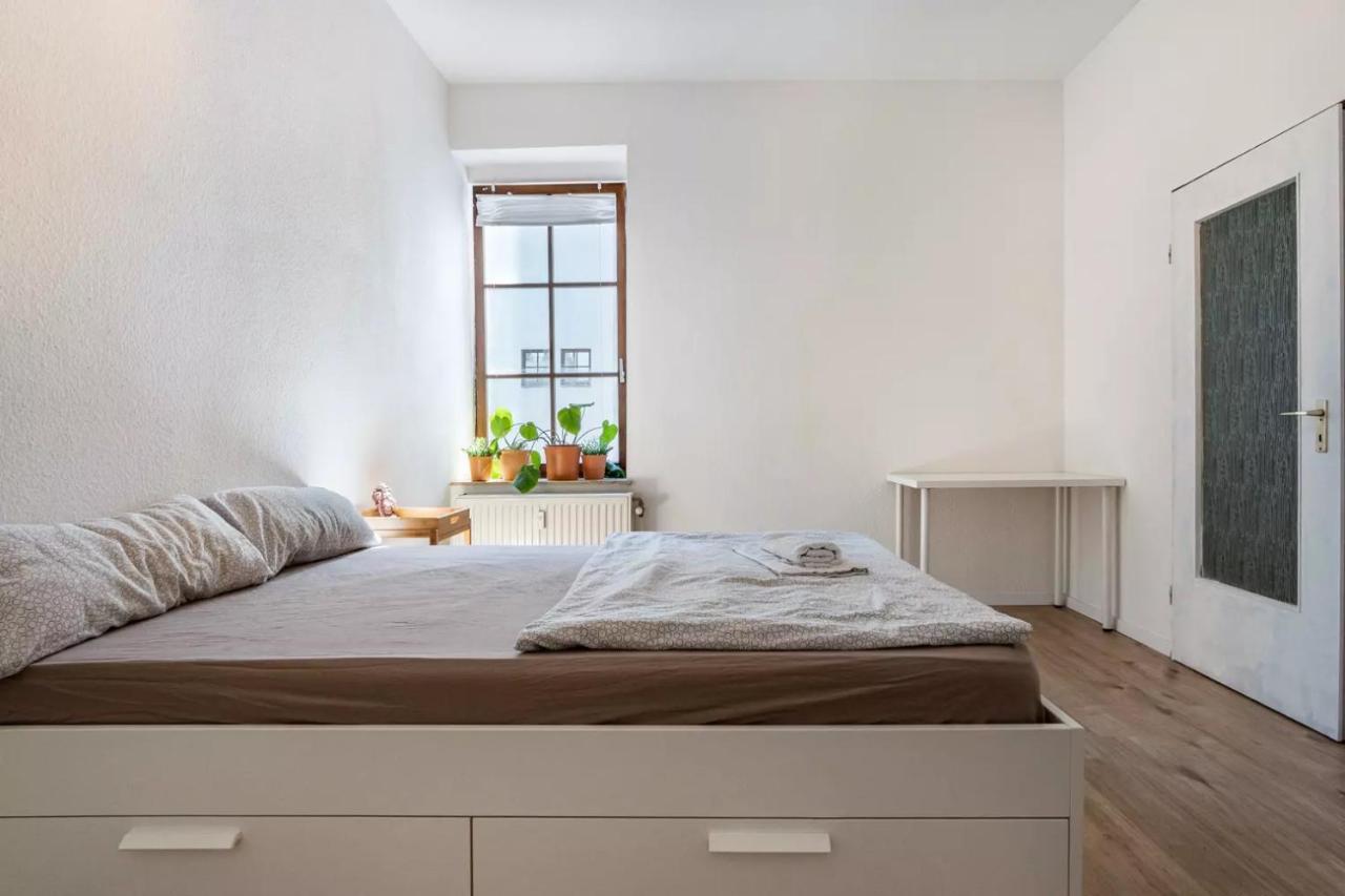 Next Home - Free Parking & Wifi - Badewanne Duisburg Eksteriør bilde